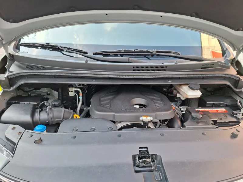 Hyundai Grand Starex