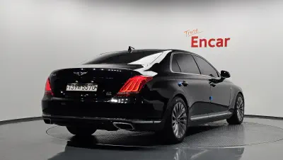 Genesis EQ900