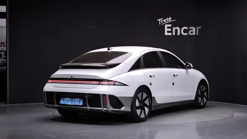 Hyundai Ioniq 6