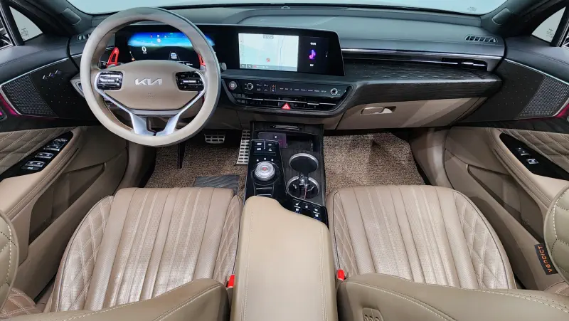 Kia K8