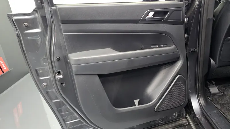 SsangYong Rexton Sports