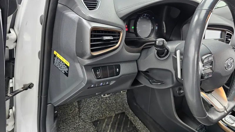 Hyundai Ioniq