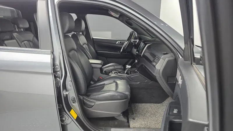 SsangYong Rexton Sports Khan