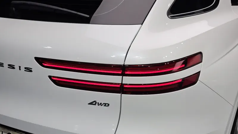 Genesis GV70