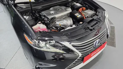 Lexus ES300h