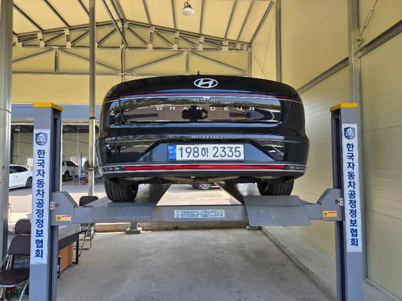 Hyundai Grandeur