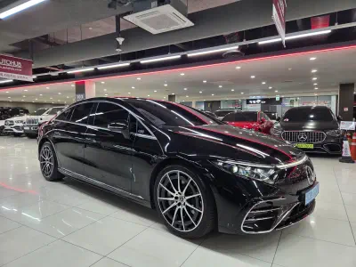 Mercedes-Benz EQS