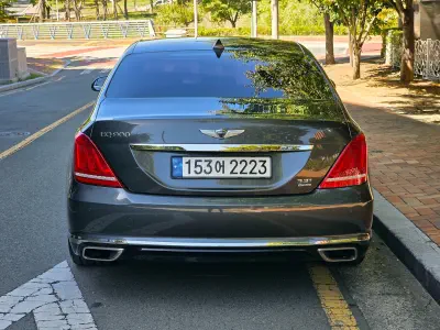 Genesis EQ900
