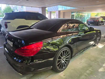 Mercedes-Benz SL-Class
