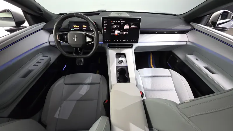 Polestar 4