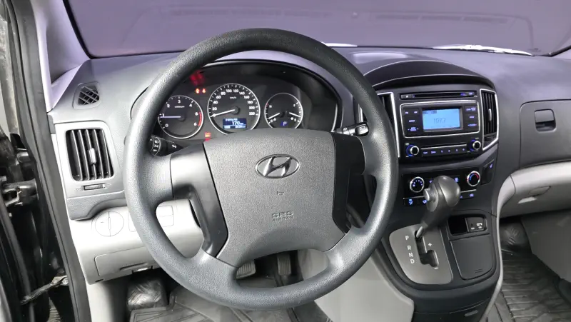 Hyundai Grand Starex