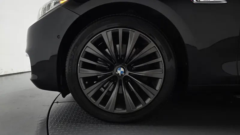 BMW 5-Series Gran Turismo