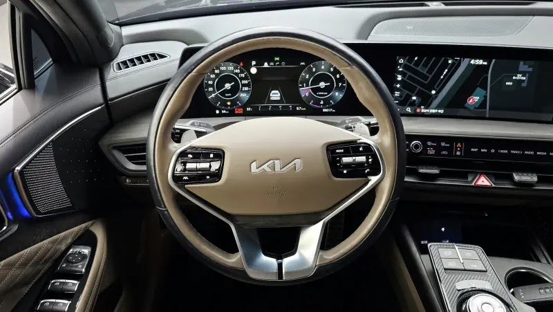 Kia K8