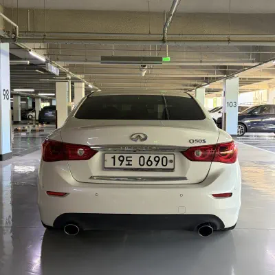 Infiniti Q50