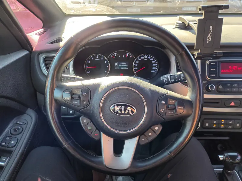 Kia Carens