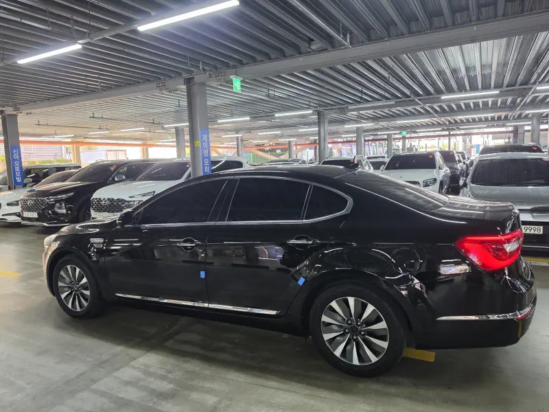 Kia K7