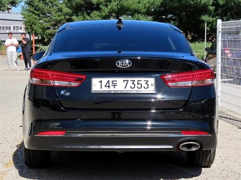 Kia K5