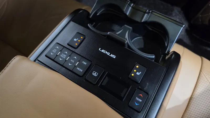Lexus ES300h