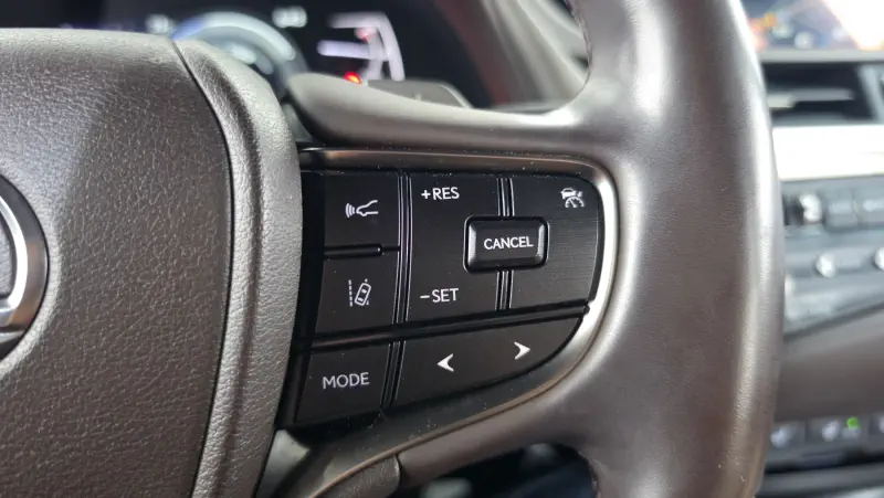 Lexus ES300h