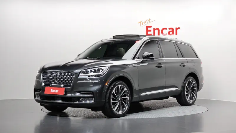 Lincoln Aviator