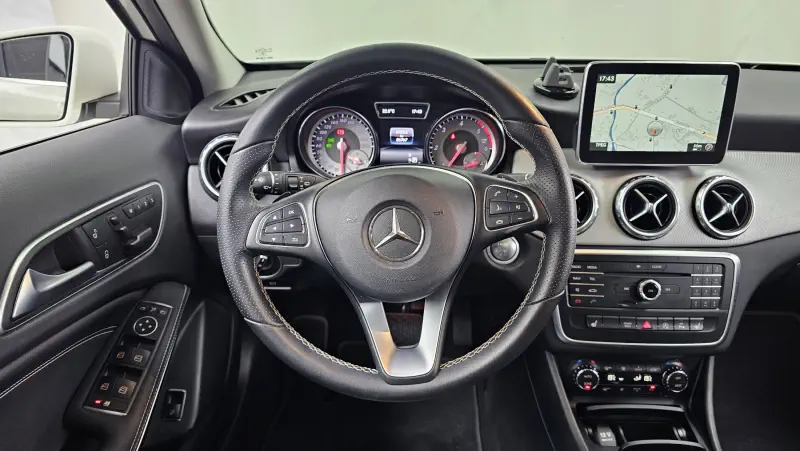 Mercedes-Benz GLA-Class
