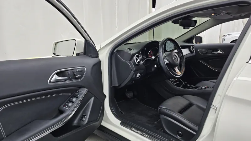 Mercedes-Benz GLA-Class