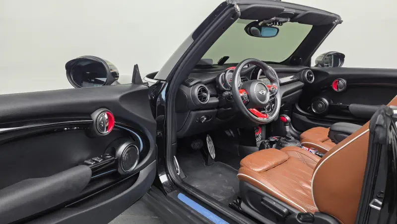 MINI Cabrio