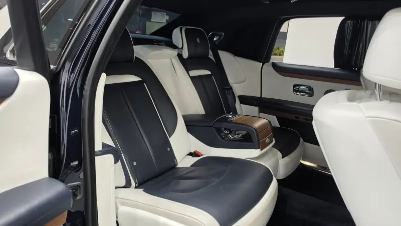 Rolls-Royce GHOST