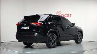 Toyota RAV4 2