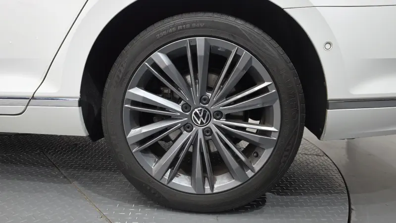 Volkswagen Passat GT