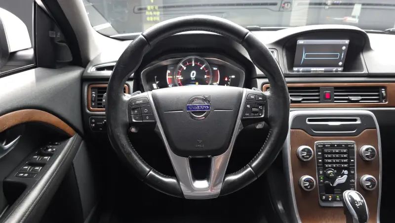 Volvo XC70