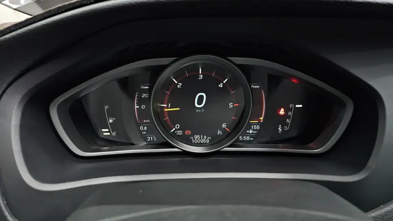 Volvo V40