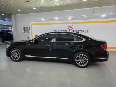 Kia K9