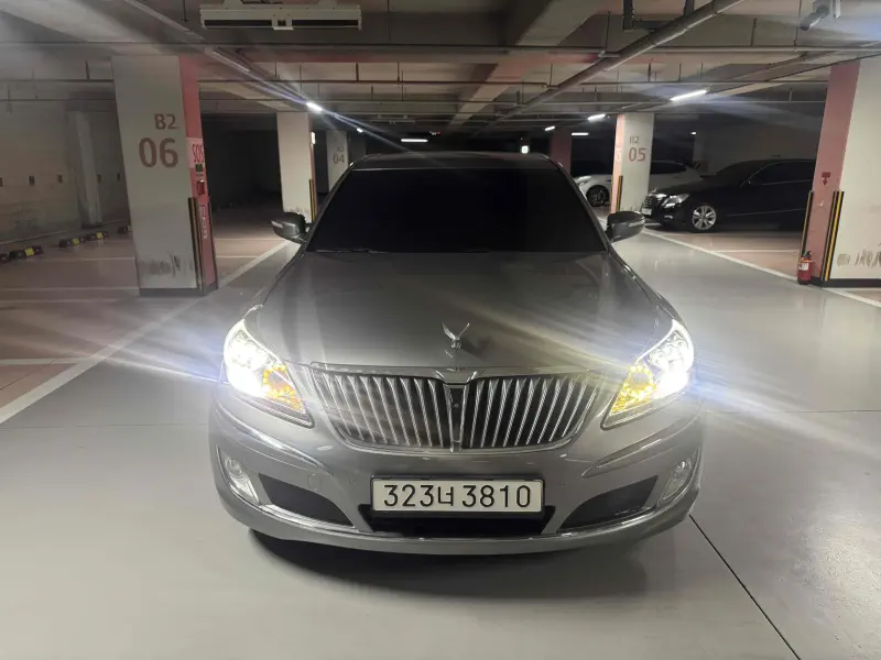 Hyundai Equus