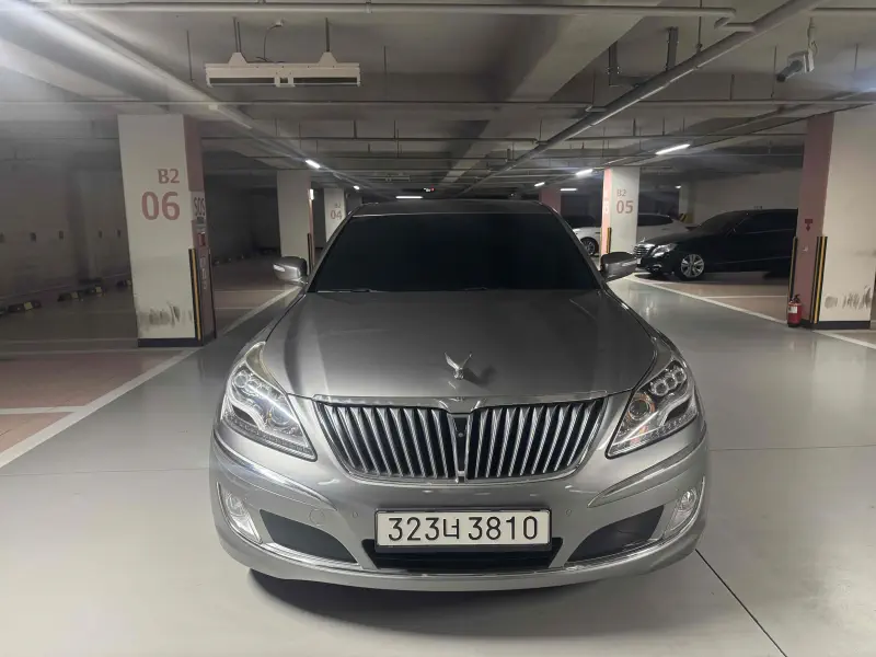 Hyundai Equus