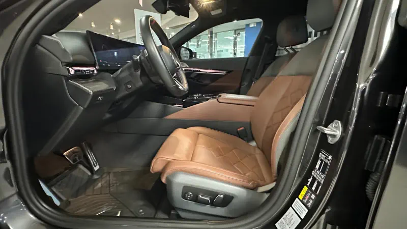BMW i5