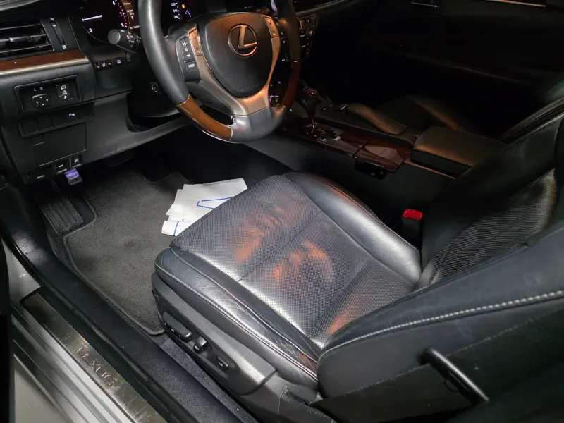Lexus ES350