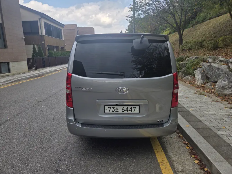 Hyundai Grand Starex