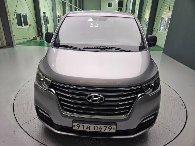 Hyundai Grand Starex