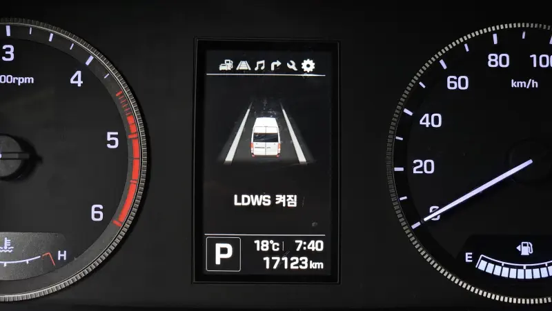Hyundai H1