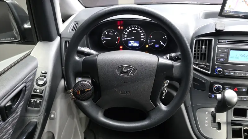 Hyundai Grand Starex