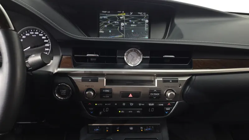 Lexus ES350