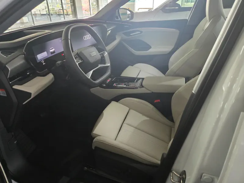 Audi Q6 e-tron