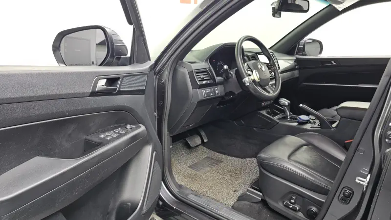 SsangYong Rexton Sports