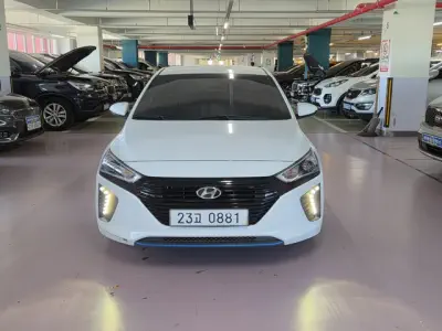 Hyundai Ioniq