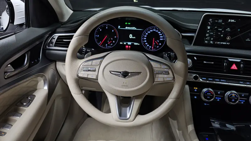 Genesis G70