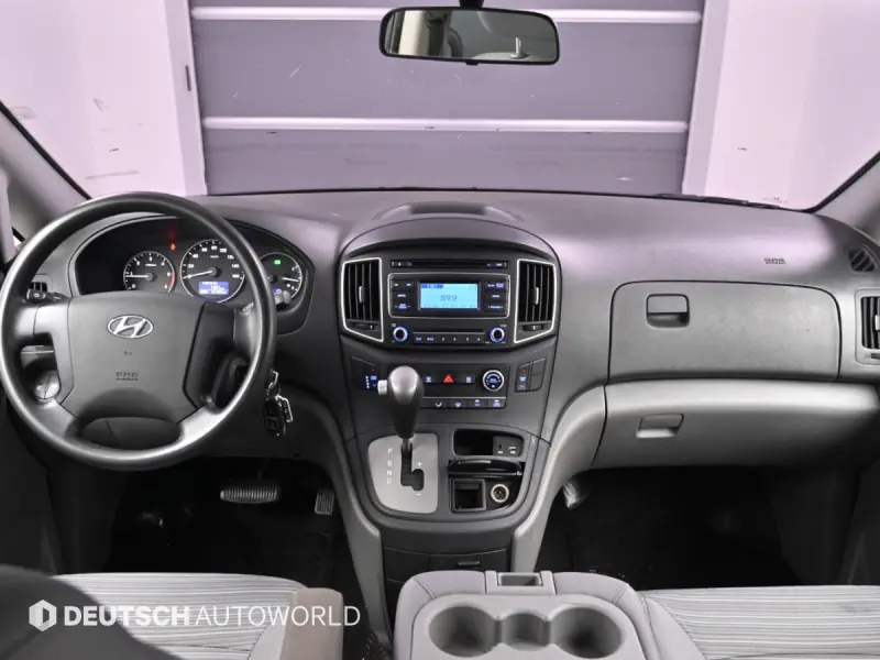 Hyundai Grand Starex
