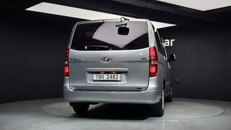 Hyundai Grand Starex