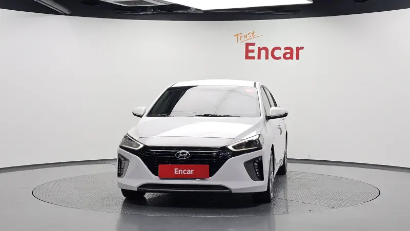 Hyundai Ioniq