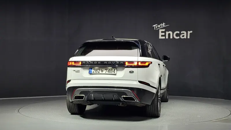 Land Rover Range Rover Velar